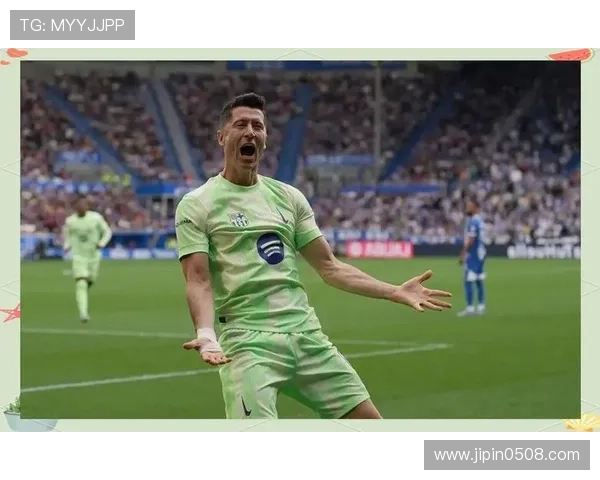 莱万帽子戏法，拿下阿拉维斯！